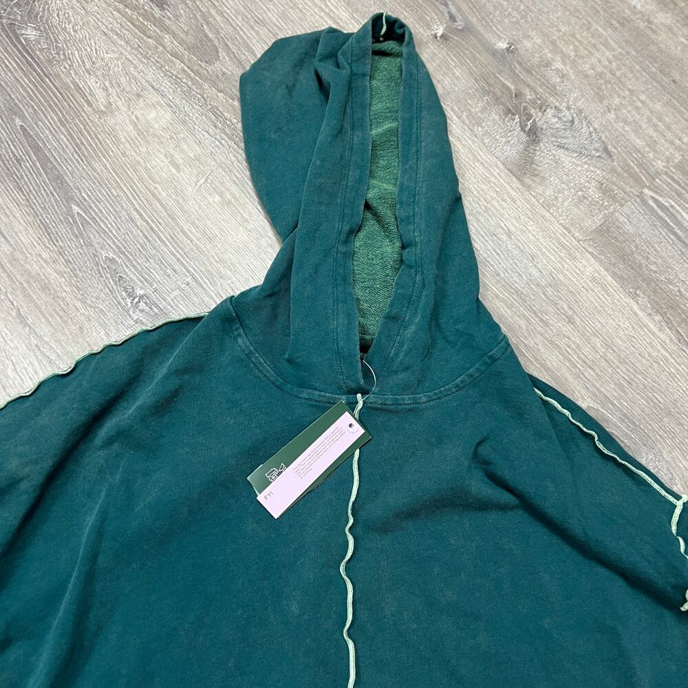 Wild Fable Women's Green Long Sleeve Seamed Hooded Sweatshirt - Medium - NWT - Picture 3 of 8